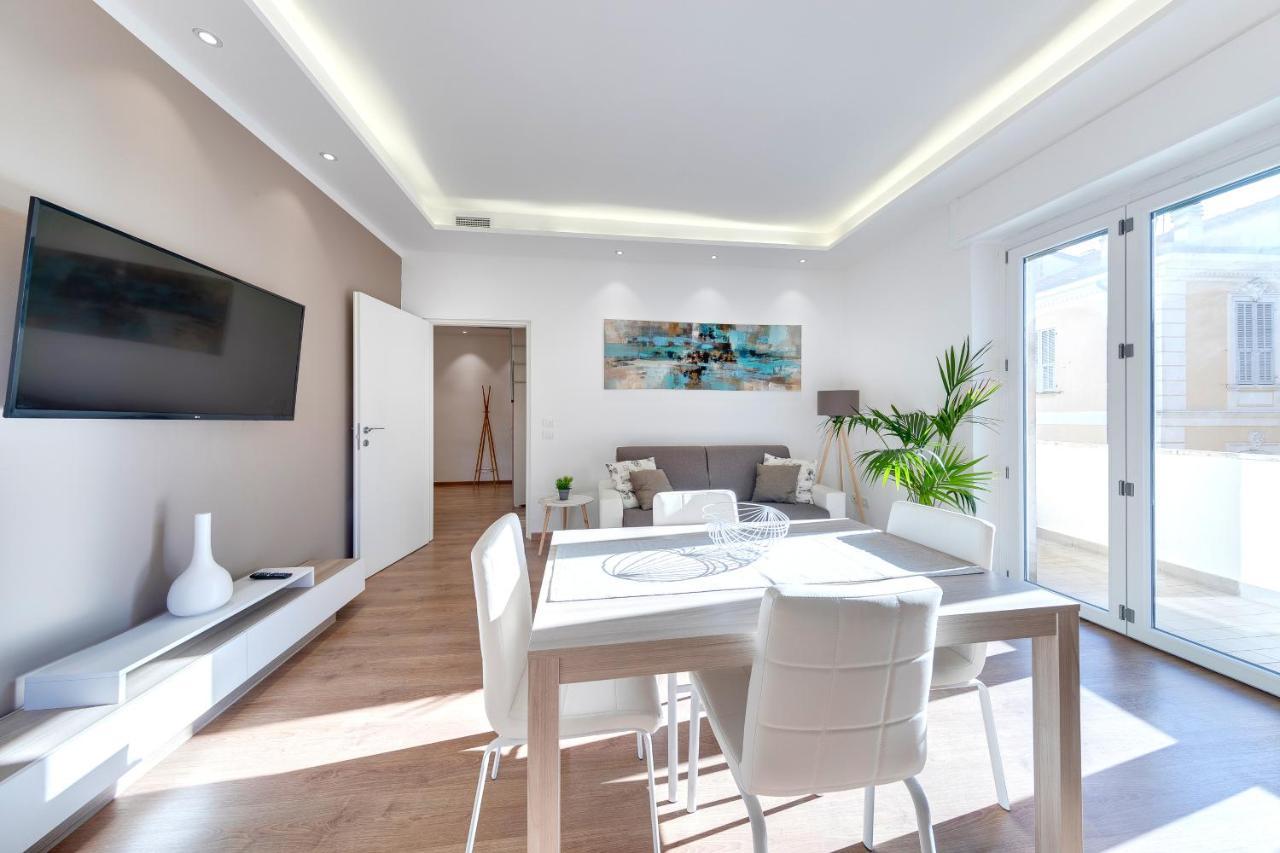Ariston - Ciclabile Appartamento In Centro Al Mare Con Balcone 圣雷默 外观 照片