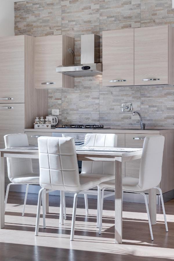 Ariston - Ciclabile Appartamento In Centro Al Mare Con Balcone 圣雷默 外观 照片